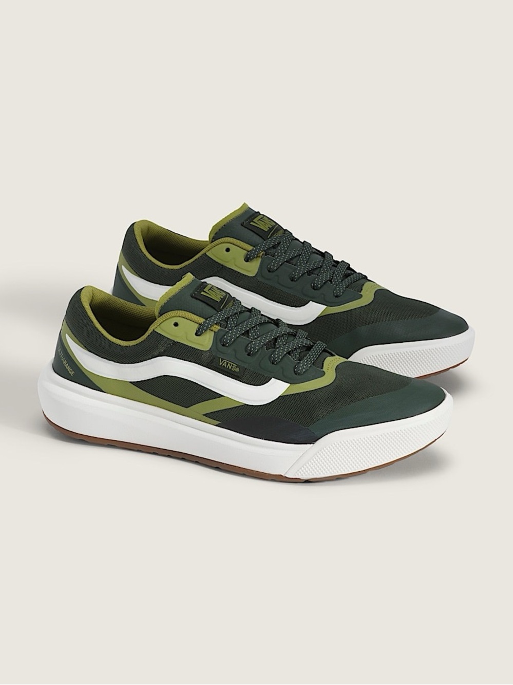 Vans Men's Ultrarange 2.0 Sneaker in Kelp Green and White
